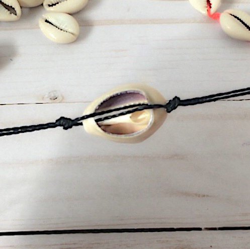 diy cowrie shell necklace